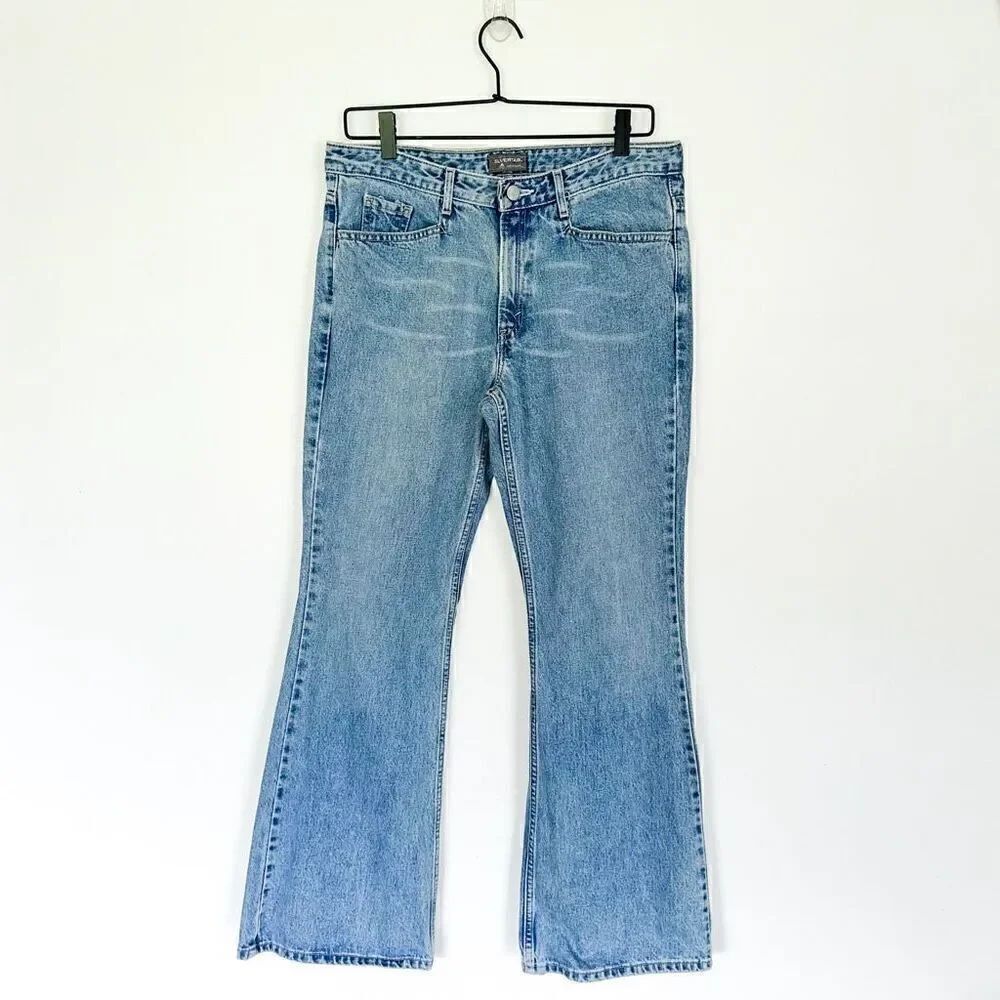Levi’s Women’s Vintage Y2K 2000’S 527 Silver Tab Wide Flare Leg Medium Wash Jean